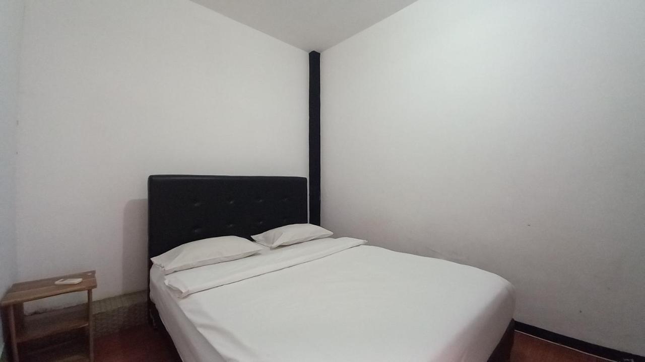Dc Hotel & Hostel Labuan Bajo Zewnętrze zdjęcie