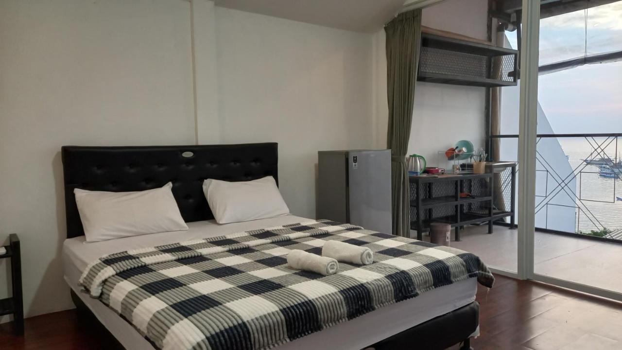 Dc Hotel & Hostel Labuan Bajo Zewnętrze zdjęcie