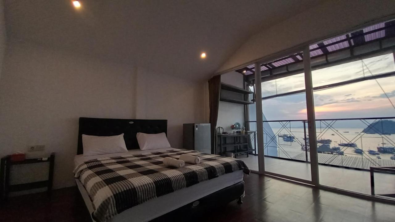 Dc Hotel & Hostel Labuan Bajo Zewnętrze zdjęcie