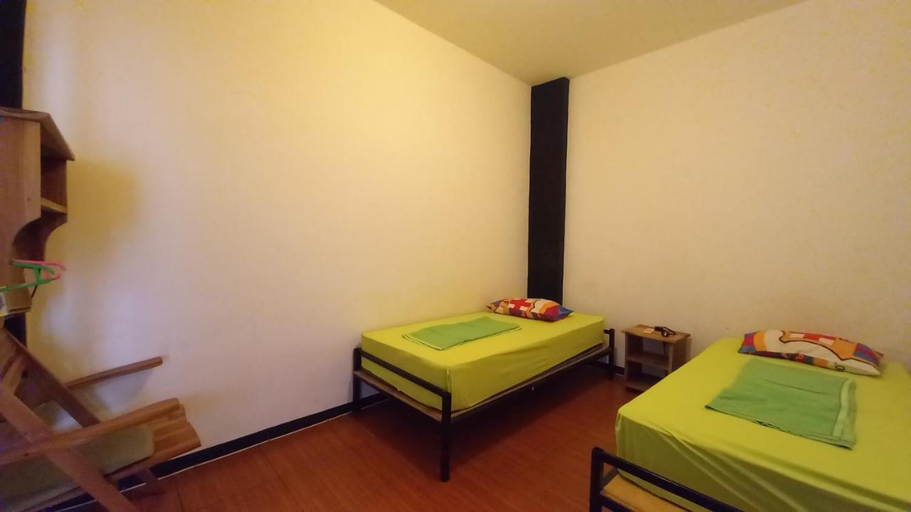 Dc Hotel & Hostel Labuan Bajo Zewnętrze zdjęcie