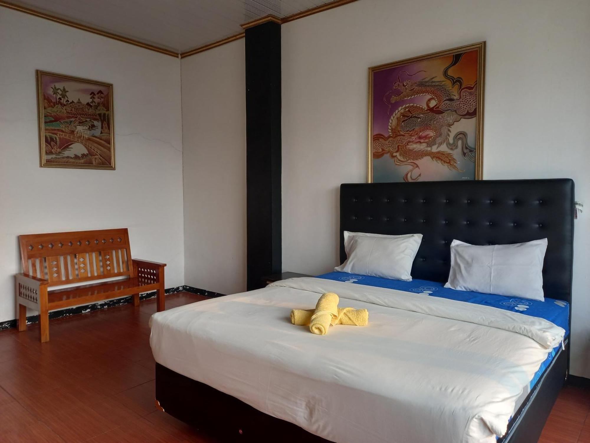 Dc Hotel & Hostel Labuan Bajo Zewnętrze zdjęcie
